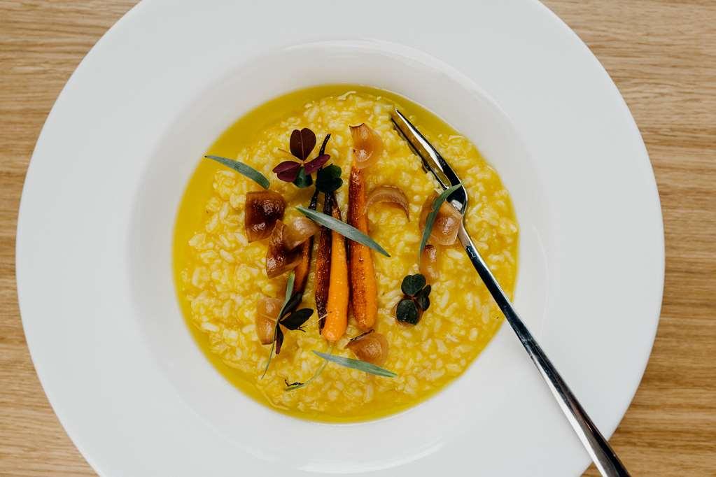 Hyatt Place Krakow Restaurant photo